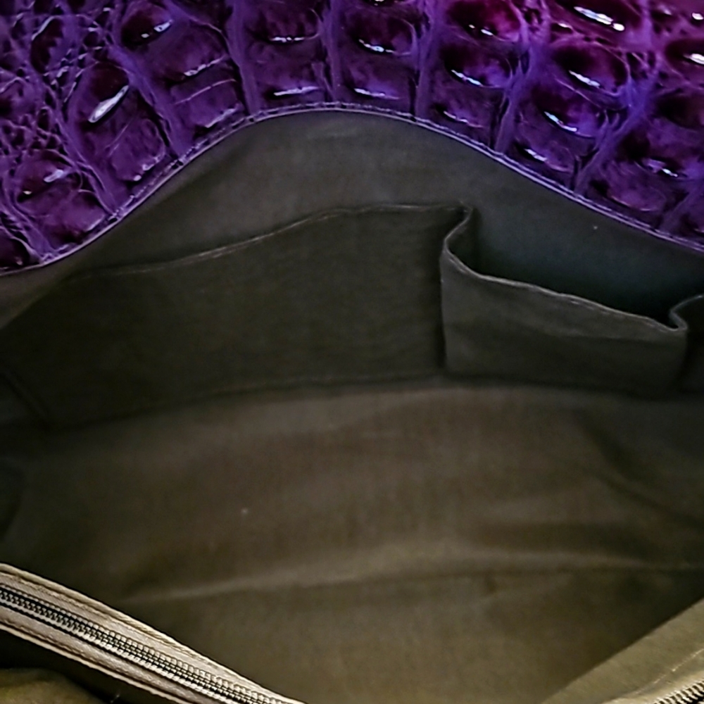 LIKE NEW! Handbag - Picture 11 of 16